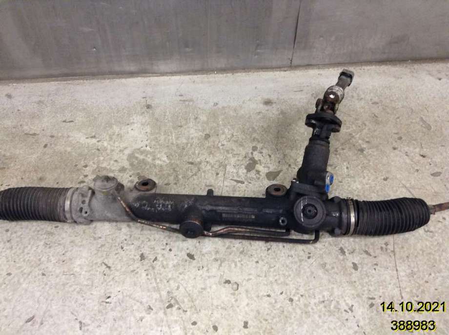 Tannstang til Mercedes C-Klasse 2000-2004 (Fase 1) (W203) (W203) (MERCEDES|A 203 1 101 1 002|)