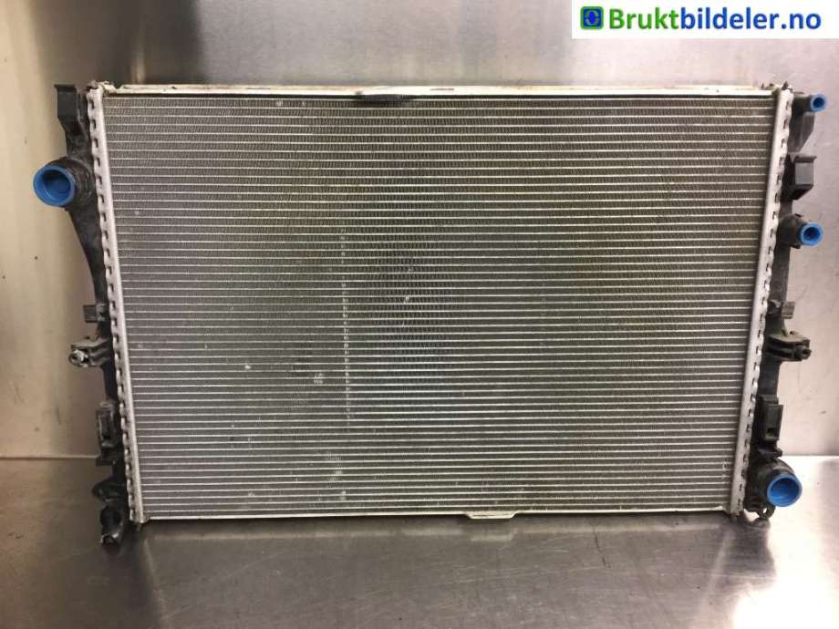 Radiator (automat gir) til Mercedes C-Klasse, 2014-2018 (Fase 1) (W205) (W205) (MERCEDES|A 099 500 21 03)