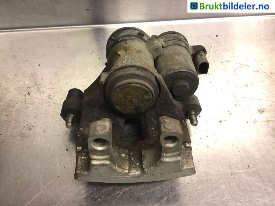 Bremsecaliper venstre bak til Mercedes C-Klasse 2014-2018 (Fase 1) (W205) (W205) (MERCEDES|A 205 423 03 81||A 205 423 15 98)