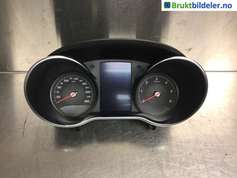 Instrumentpanel til Mercedes C-Klasse, 2014-2018 (Fase 1) (W205) (W205) (MERCEDES|A 205 900 00 16)