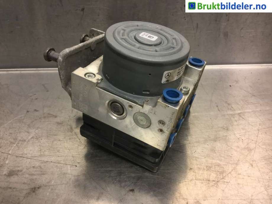 ABS sentral til Mercedes C-Klasse 2014-2018 (Fase 1) (W205) (W205) (MERCEDES|A 205 431 31 12|10.0220-0402.4|)