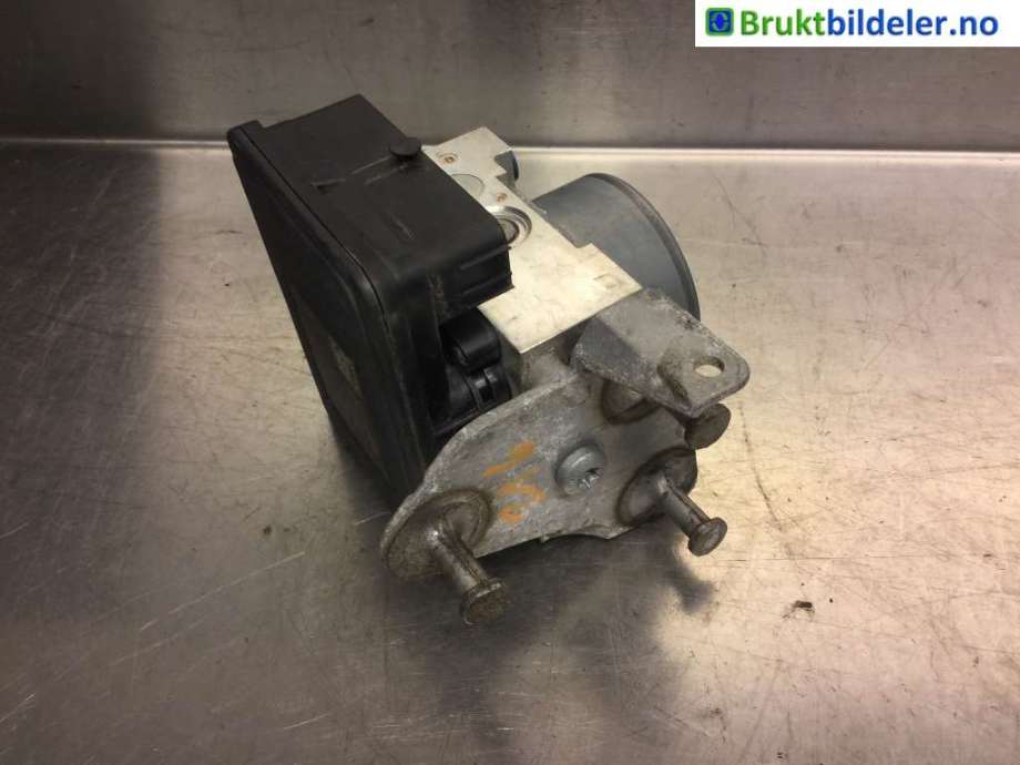 ABS sentral til Mercedes C-Klasse 2014-2018 (Fase 1) (W205) (W205) (MERCEDES|A 205 431 31 12|10.0220-0402.4|)