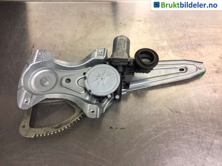 Ruteheis høyre bak til Toyota Yaris 2012-2014 (Type III, Fase 1)  (TOYOTA|85720-0D120|973581-101|)