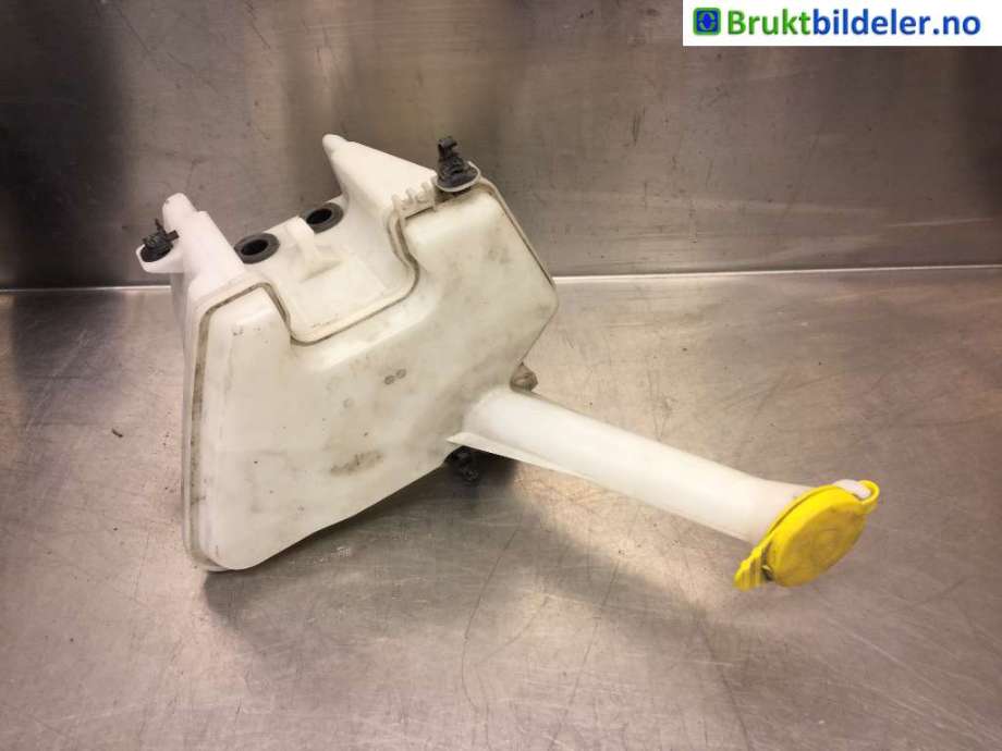 Spylertank til Toyota Yaris, 2012-2014 (Type III, Fase 1)  (TOYOTA|)