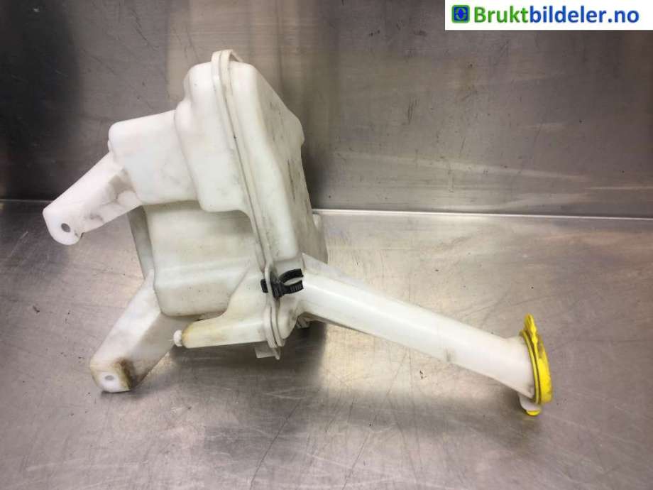 Spylertank til Toyota Yaris 2012-2014 (Type III, Fase 1)  (TOYOTA|)