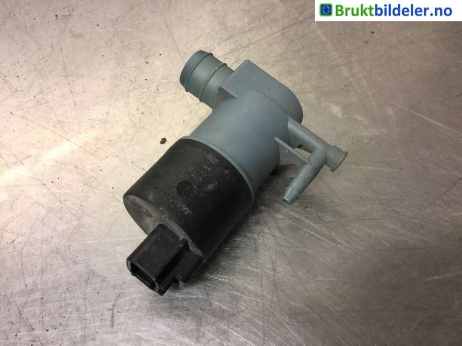 Spylerpumpe foran til Toyota Yaris 2012-2014 (Type III, Fase 1)  (TOYOTA|85330-OD120|)