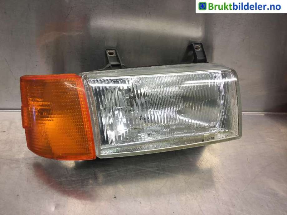 Frontlykt høyre halogen til VW Transporter / Caravelle, 1990-2003 (T4) (T4) (VOLKSWAGEN|)