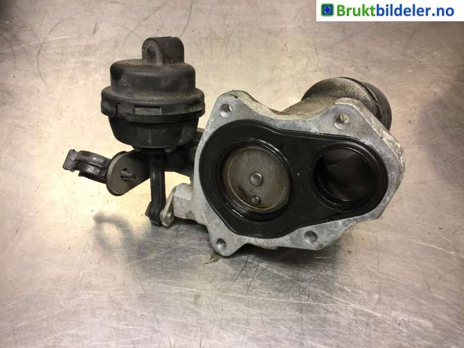 Diverse deler til BMW X1 2015-2022 (F48) (F48) (BMW|11 65 8 513 576||184328-10)