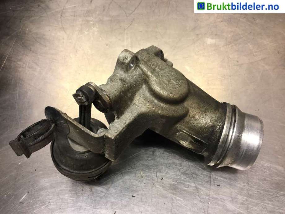 Diverse deler til BMW X1 2015-2022 (F48) (F48) (BMW|11 65 8 513 576||184328-10)