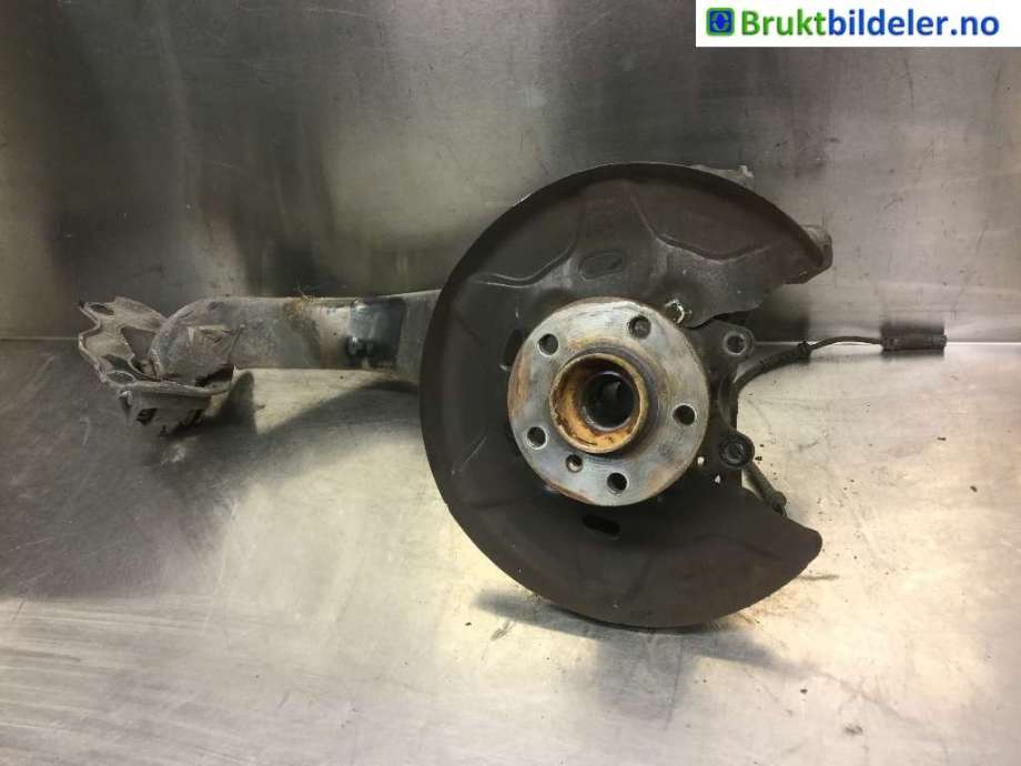Hjulspindel høyre bak til BMW X1 2015-2022 (F48) (F48) (BMW|33 32 6 851 580|)