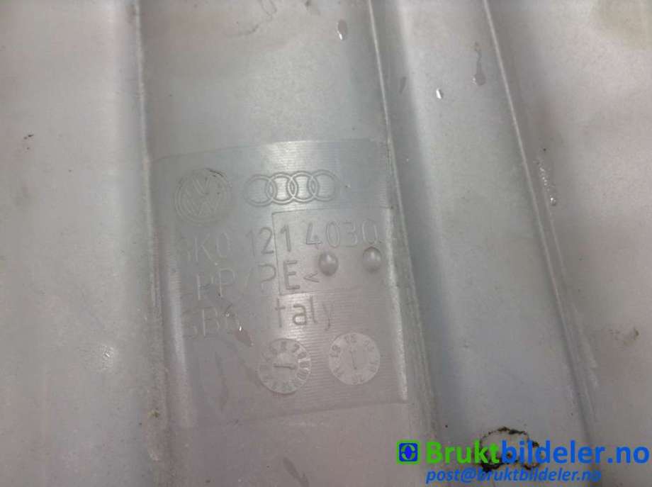 Ekspansjonstank til Audi A5 2007-2016 (Type I)  (AUDI|8K0 121 403 Q|)