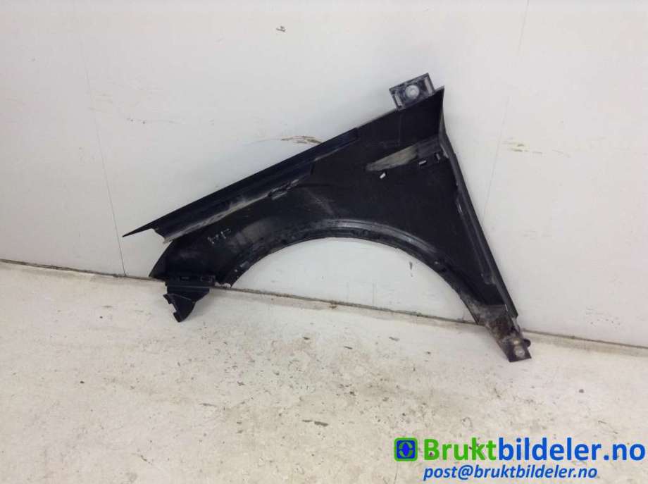 Skjerm høyre foran til Ford Kuga 2008-2012 (Type I) (FORD|8V41-16015-A|)