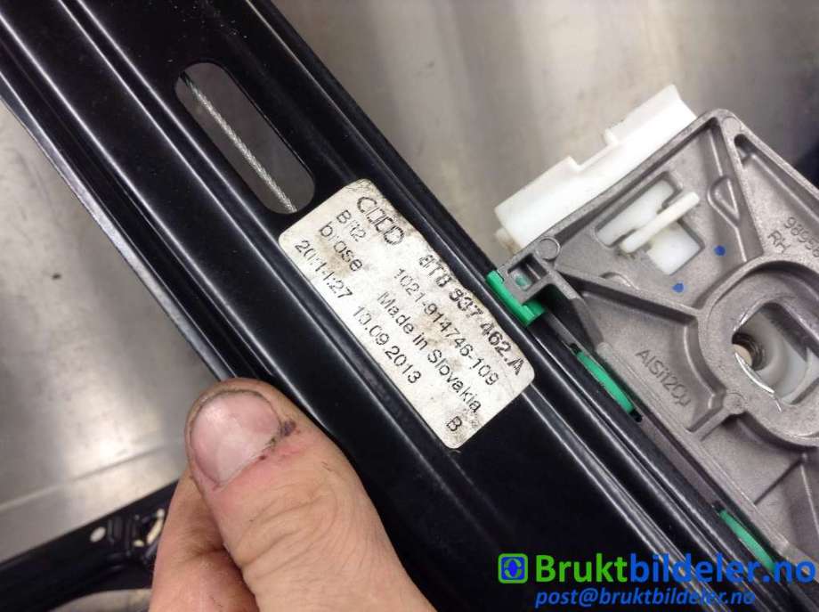 Ruteheis til Audi A5 2007-2016 (Type I)  (AUDI|8T8 337 462 A|)