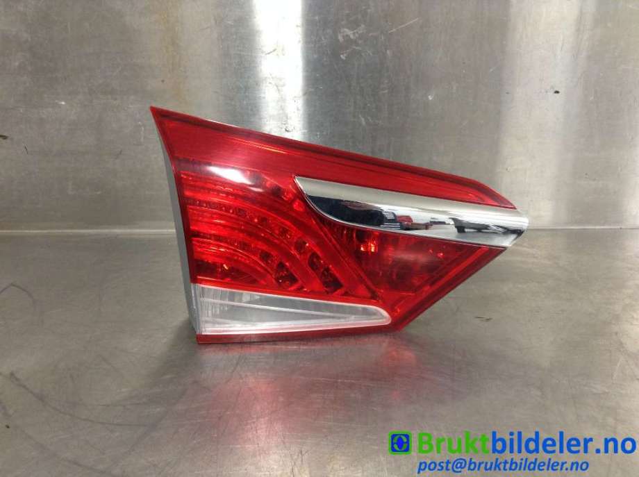 Baklykt venstre indre til Hyundai i40, 2012-2017  (HYUNDAI|92403 3Z000)