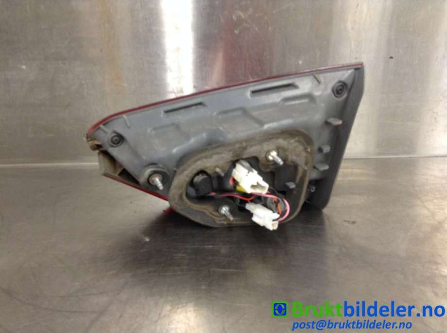 Baklykt venstre indre til Hyundai i40 2012-2017  (HYUNDAI|92403 3Z000|)