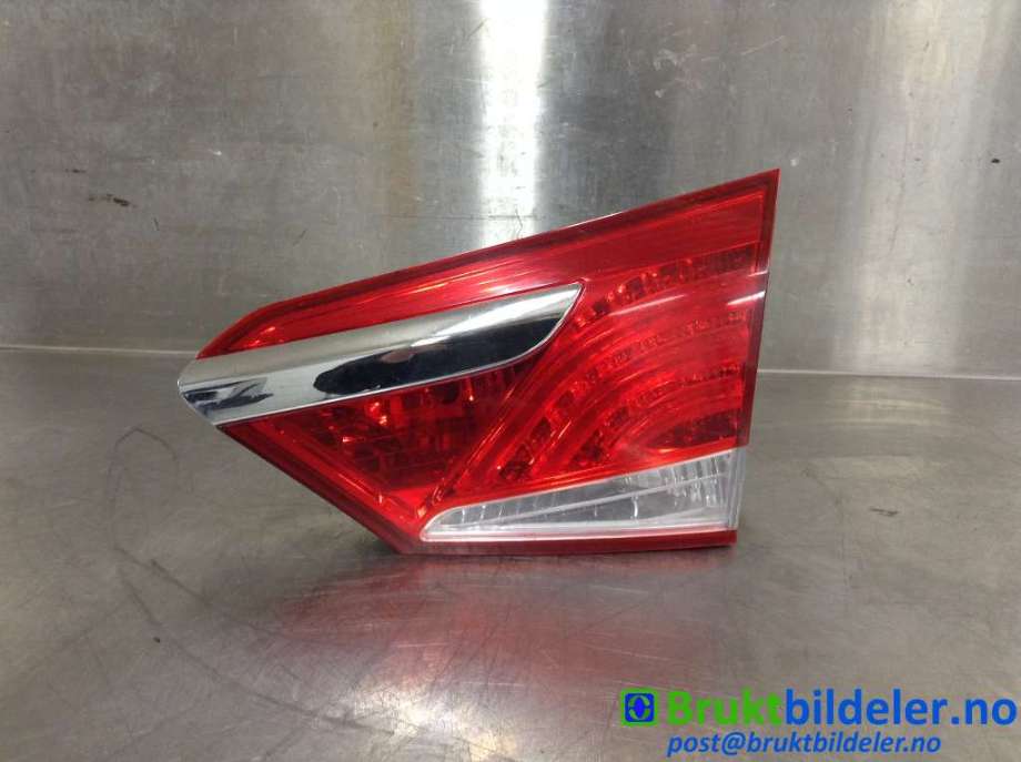 Baklykt høyre indre til Hyundai i40, 2012-2017  (HYUNDAI|92404 3Z000)