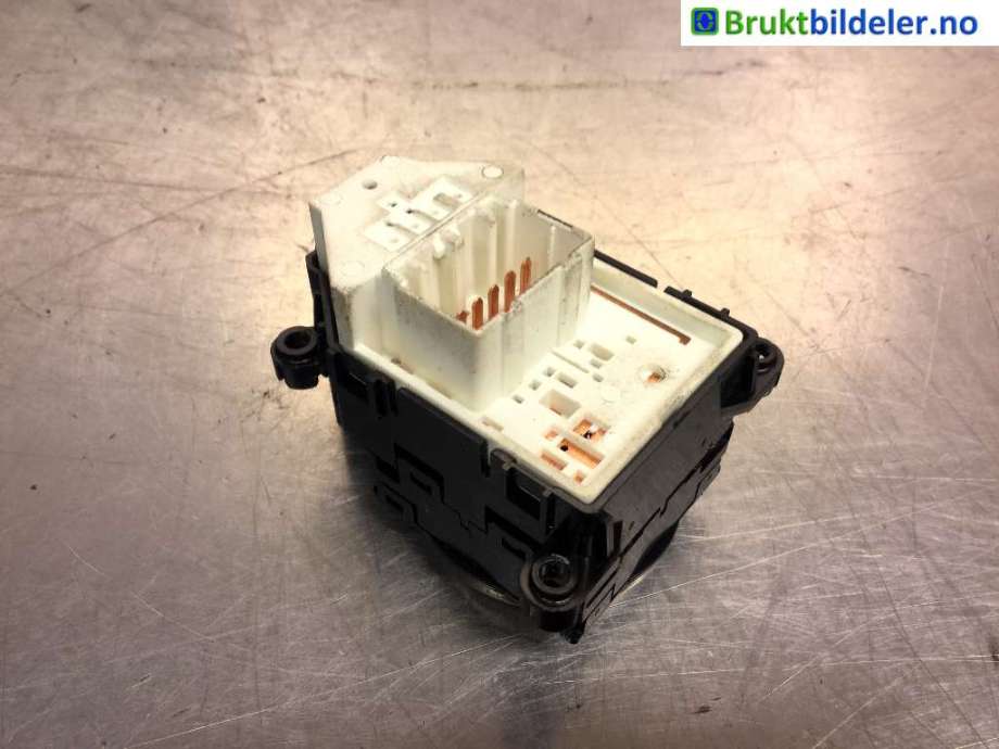 Bryter speil til Hyundai i40 2012-2017  (HYUNDAI|39R480-1230|)