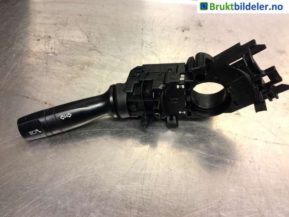 Bryter blink til Hyundai i40, 2012-2017  (HYUNDAI|934103Z000)