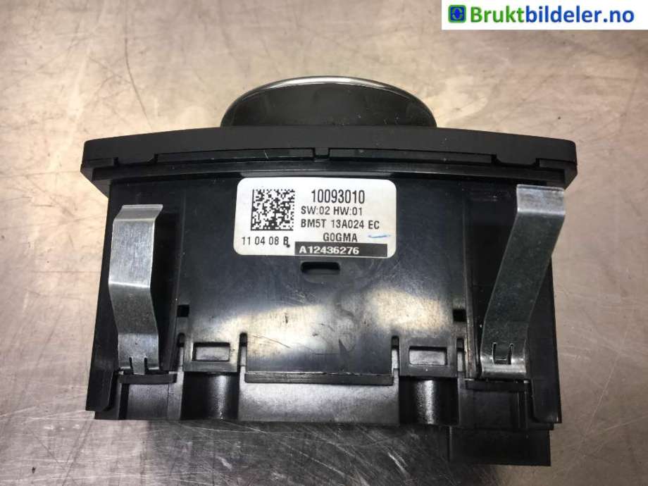 Bryter lys til Ford Focus 2011-2014 (Type III, Fase 1)  (FORD|BM5T13A024EC|)
