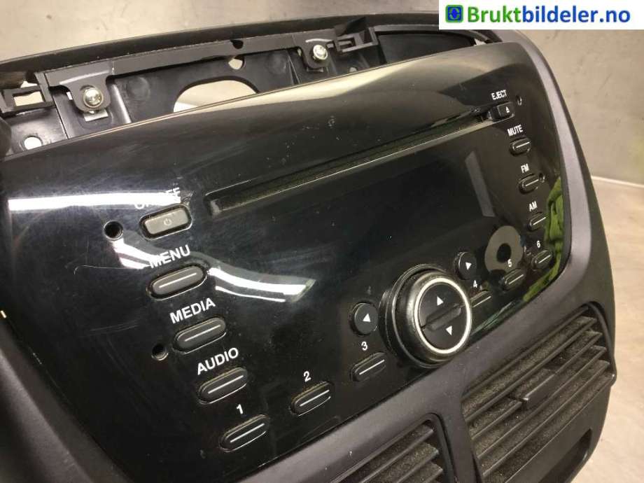 Bilstereo til Fiat Doblo 2010-->> (Type II)  (FIAT|)