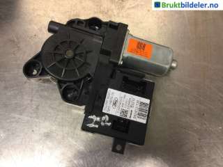 Ruteheis høyre foran til Ford Kuga, 2008-2012 (Type I)  (FORD|979038-101)