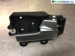 Dørhåndtak inv høyre foran til Ford Kuga,   (FORD|3M51-R22600|8M51-R22600)