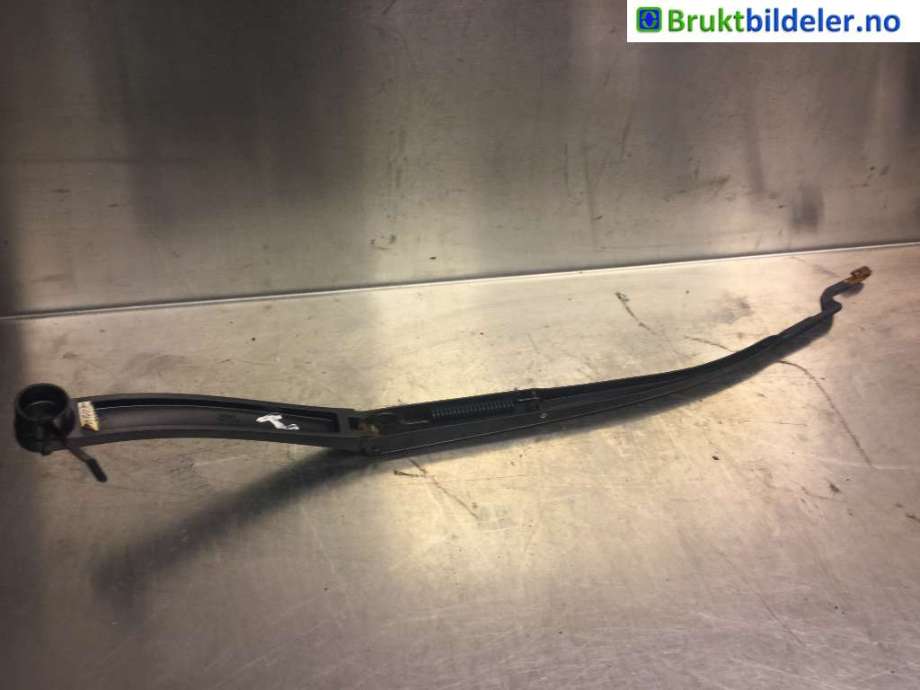 Viskerarmer frontrute til Hyundai i40 2012-2017  (HYUNDAI||VFL-PA2264)