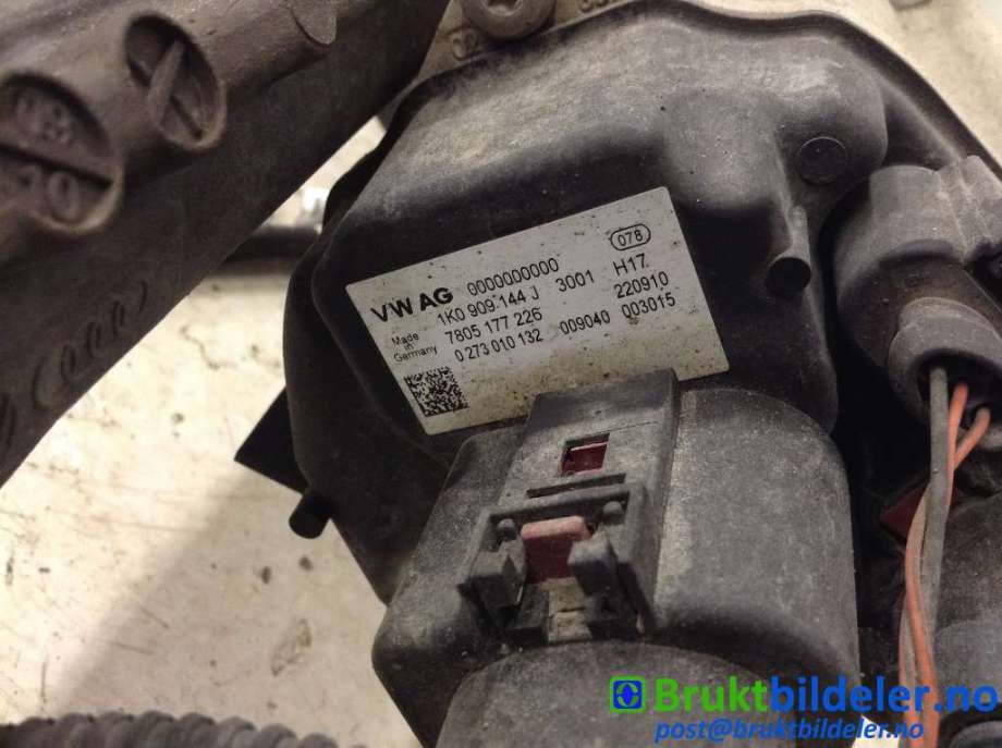 Tannstang elektrisk til Škoda Octavia 2009-2013 (Type II, Fase 2)  (SKODA|1K1 423 051 EE|7805 177 226|1K0 909 144 J)