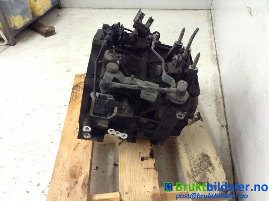 Girkasse manuell 6-trinn til Mitsubishi Outlander 2007-2010 (Type II, Fase 1)  (MITSUBISHI|2500A092|W6MBA-1-ACZC|)