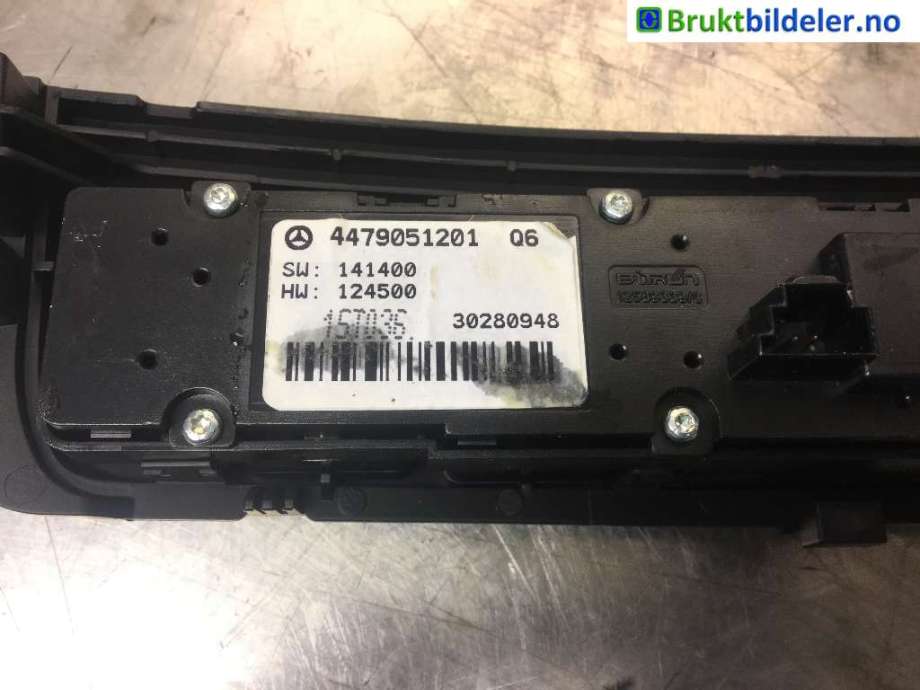 Bryter nødblink til Mercedes Vito 2014-->> (W447) (W447) (MERCEDES|447 905 12 01|)