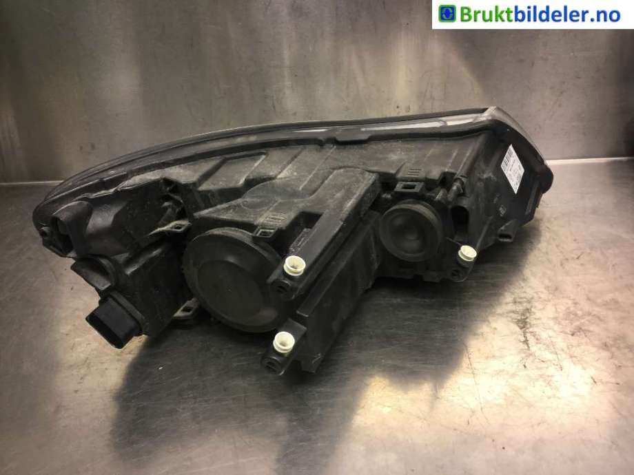 Frontlykt venstre xenon til Škoda Octavia 2009-2013 (Type II, Fase 2)  (SKODA|1Z1 941 015 F|)
