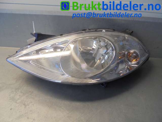 Frontlykt venstre halogen til Mercedes A-Klasse 2005-2012 (W169) (W169) (MERCEDES|A 169 820 01 61|0 301 192 201|)