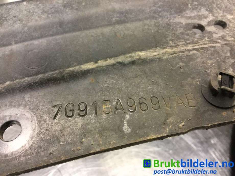 Hjulspindel venstre bak til Volvo XC60 2008-2013 (Type I, Fase 1)  (VOLVO|)