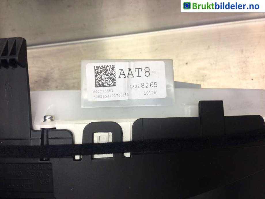 Instrumentpanel til Opel Astra J 2010-2015 (OPEL|13328265|600775881|)