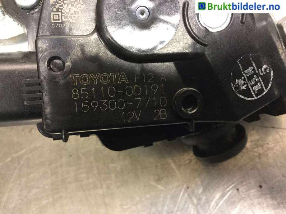 Viskermotor frontrute til Toyota Yaris 2014-2020 (Type III, Fase 2)  (TOYOTA|85110-0D191|159300-7710|)
