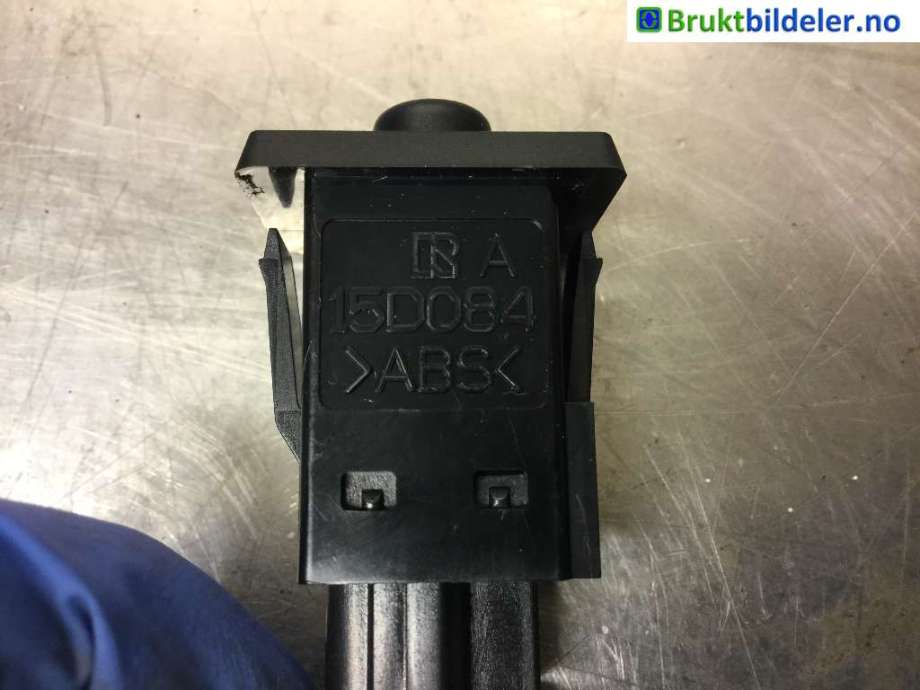 Bryter diverse til Toyota Yaris 2014-2020 (Type III, Fase 2)  (TOYOTA||15D084)