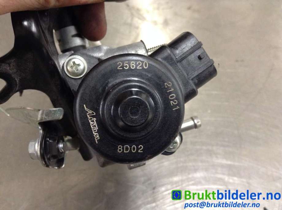 EGR-ventil til Toyota Yaris 2014-2020 (Type III, Fase 2)  (TOYOTA|25620-21021|)