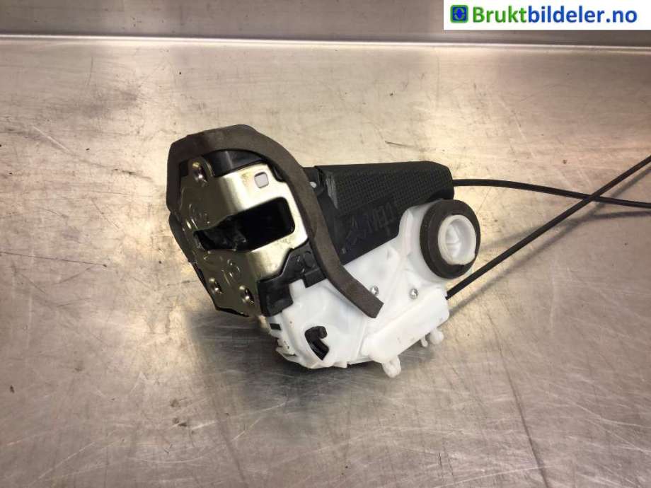 Låsekasse venstre bak til Toyota Yaris 2014-2020 (Type III, Fase 2)  (TOYOTA|69060-0D320|)