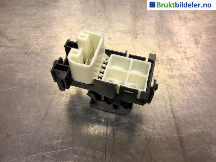 Bryter ruteheis til Toyota Yaris 2014-2020 (Type III, Fase 2) (TOYOTA|)