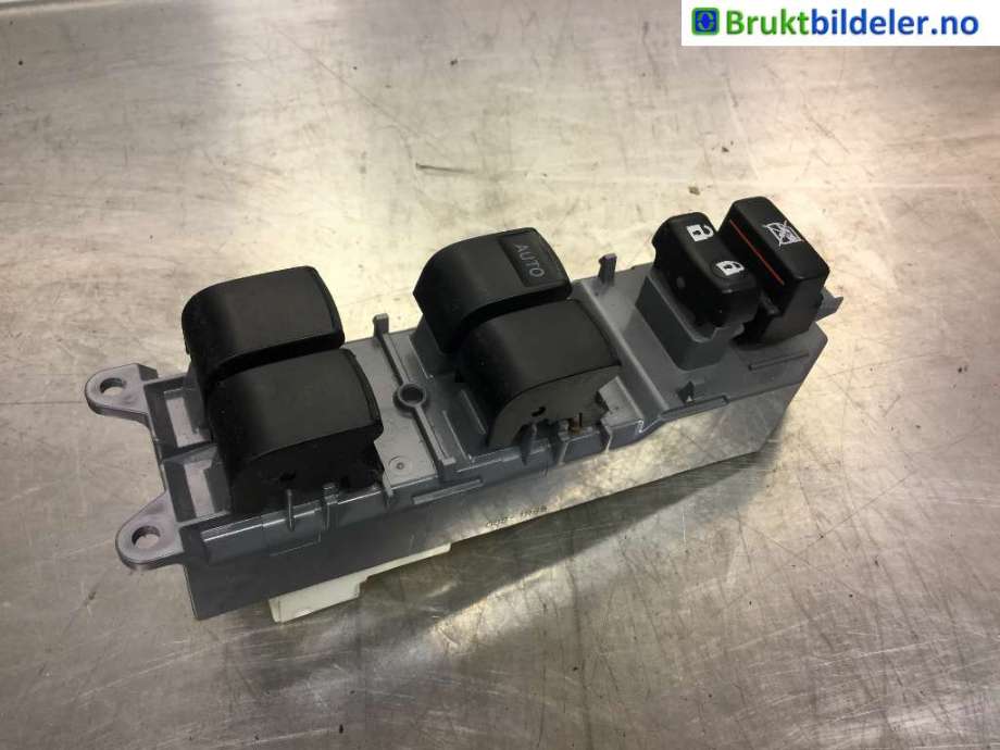 Bryter ruteheis til Toyota Yaris, 2014-2020 (Type III, Fase 2)  (TOYOTA|)