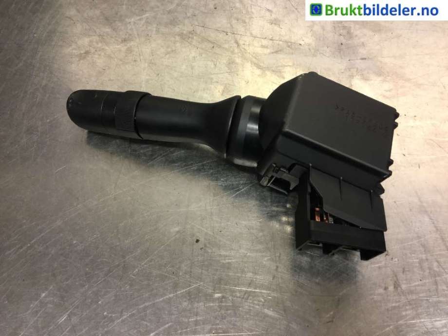 Bryter visker til Toyota Yaris 2014-2020 (Type III, Fase 2)  (TOYOTA|17F936-0D190|)