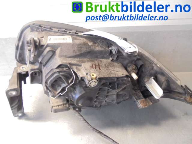 Frontlykt høyre halogen til BMW 1-Serie 2004-2011 (E81/E82/E87/E88) (E81/E82/E87/E88) (BMW|6924486-09|)