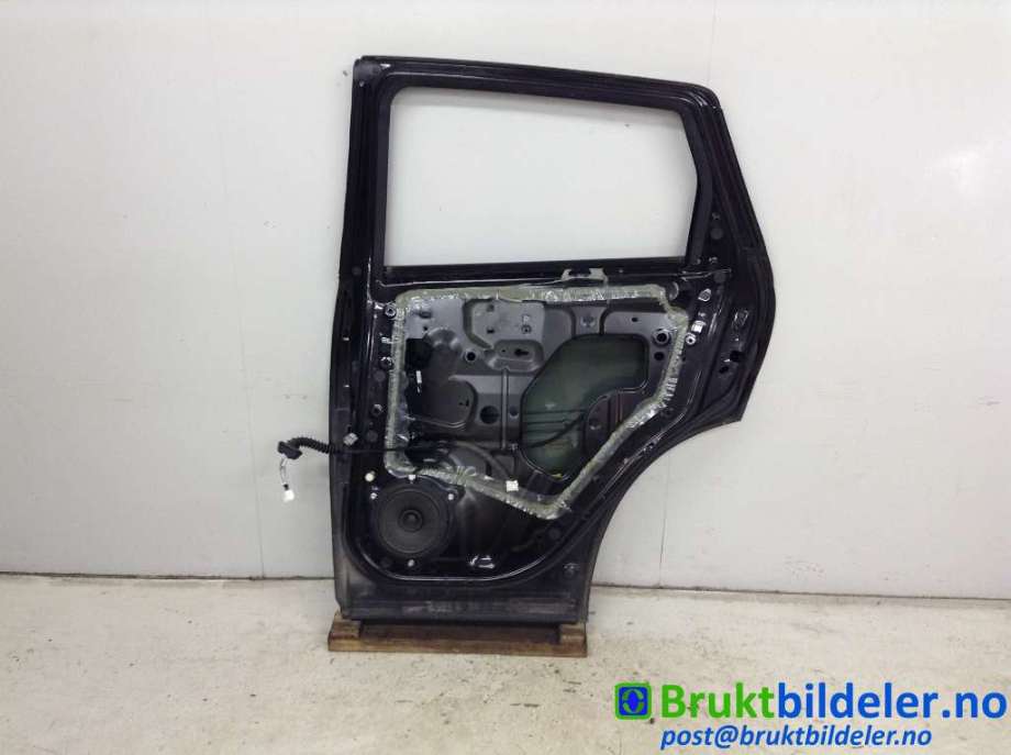Dør høyre bak til Nissan Qashqai 2007-2010 (Type I, Fase 1)  (NISSAN|H2100JD0M0||H2100JD0MC)