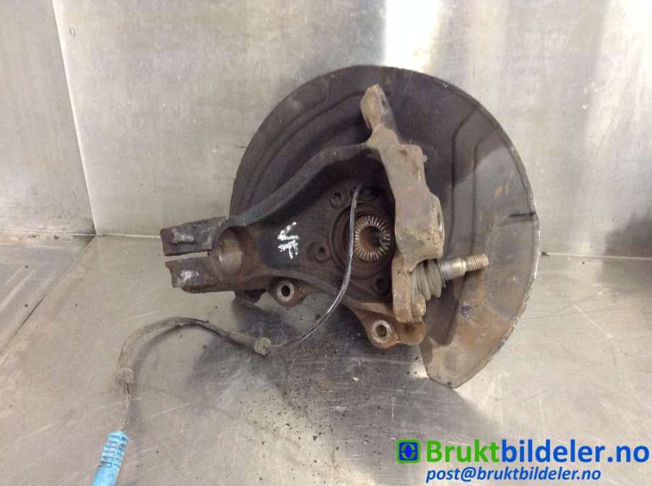 Hjulspindel venstre foran til BMW X1 2009-2015 (E84) (E84) (BMW|31 21 6 788 699|)