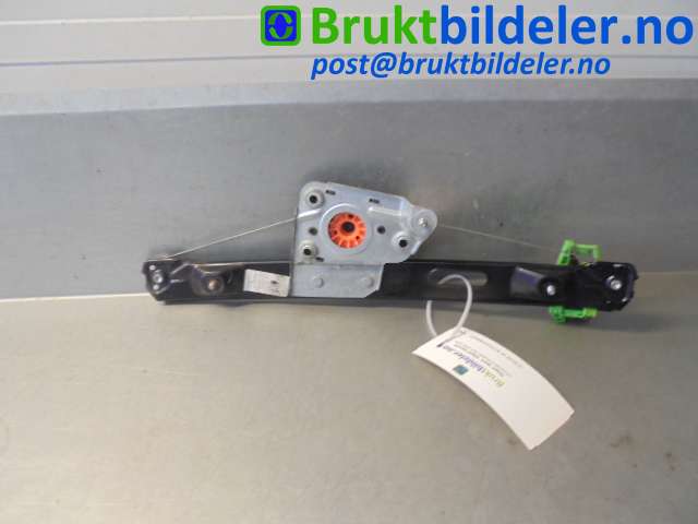 Ruteheis til BMW 1-Serie, 2004-2011 (E81/E82/E87/E88) (E81/E82/E87/E88) (BMW|51 35 7 138 468)
