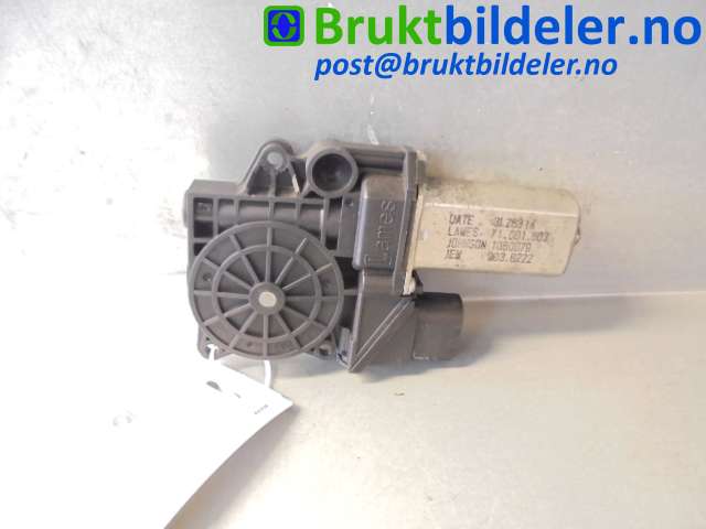 Ruteheis høyre til BMW 1-Serie 2004-2011 (E81/E82/E87/E88) (E81/E82/E87/E88) (BMW|67 62  6 927 026|)