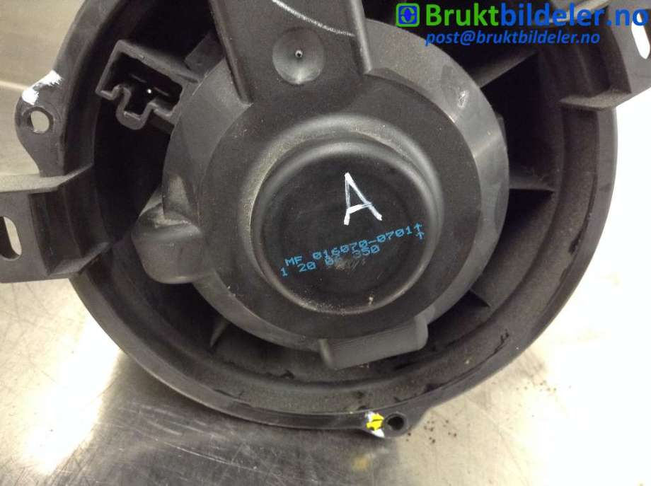 Varmeapparat motor til Mitsubishi Grandis 2004-2009  (MITSUBISHI||MF016070-0701)