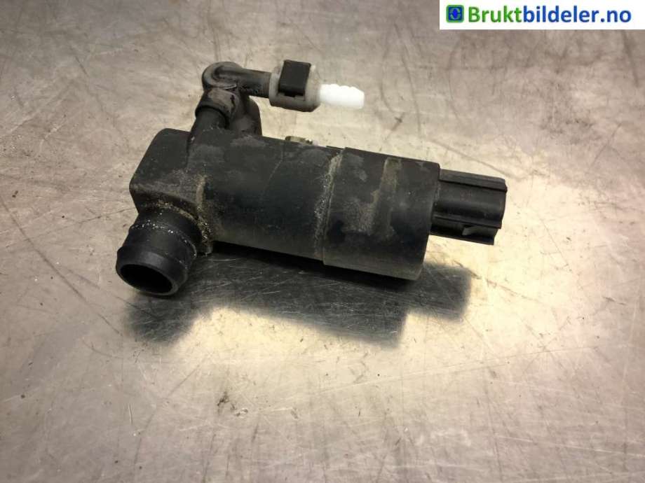 Spylerpumpe foran til Ford Focus 2011-2014 (Type III, Fase 1) (FORD|BV61-7K624-BA|)