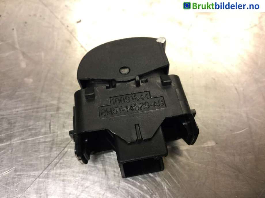Sikringsboks til Ford Focus 2011-2014 (Type III, Fase 1) (FORD||1802319041)