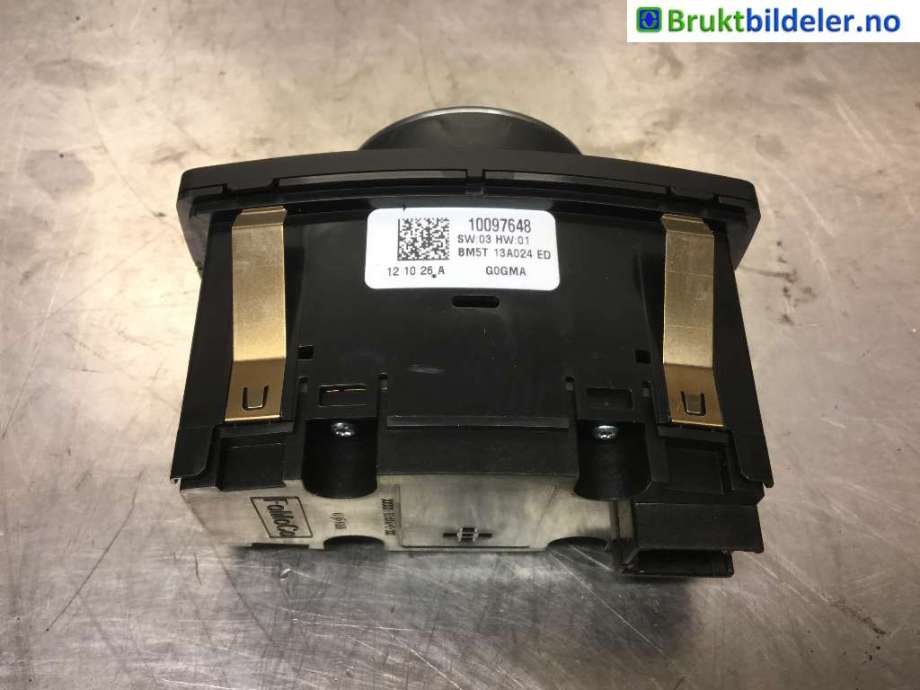 Bryter lys til Ford Focus 2011-2014 (Type III, Fase 1)  (FORD|BM5T-13A024-ED|)